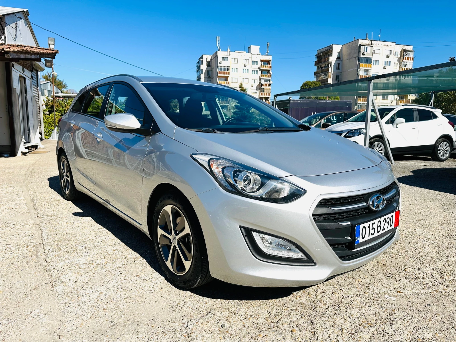 Hyundai I30 1.6crdi ФЕЙС LED EURO 6 КЛИМАТРОНИК - изображение 2