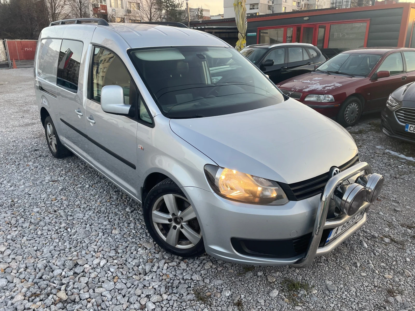 VW Caddy 2.0 DSG 140 к с  - изображение 2