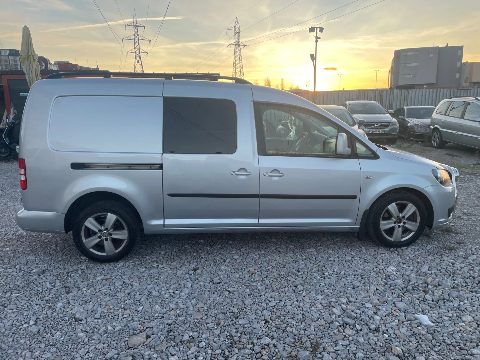 VW Caddy 2.0 DSG 140 к с  - изображение 5