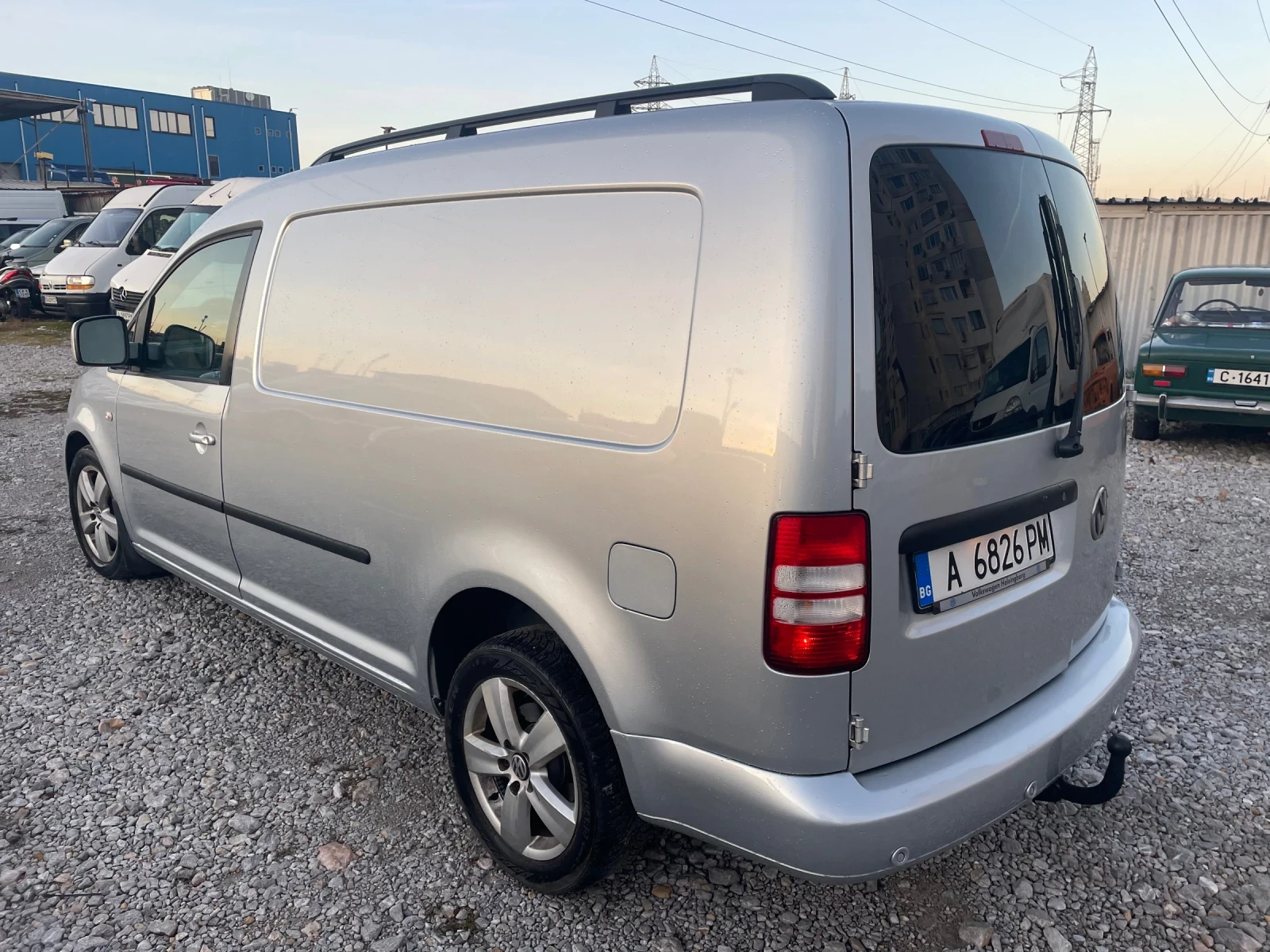 VW Caddy 2.0 DSG 140 к с  - изображение 4