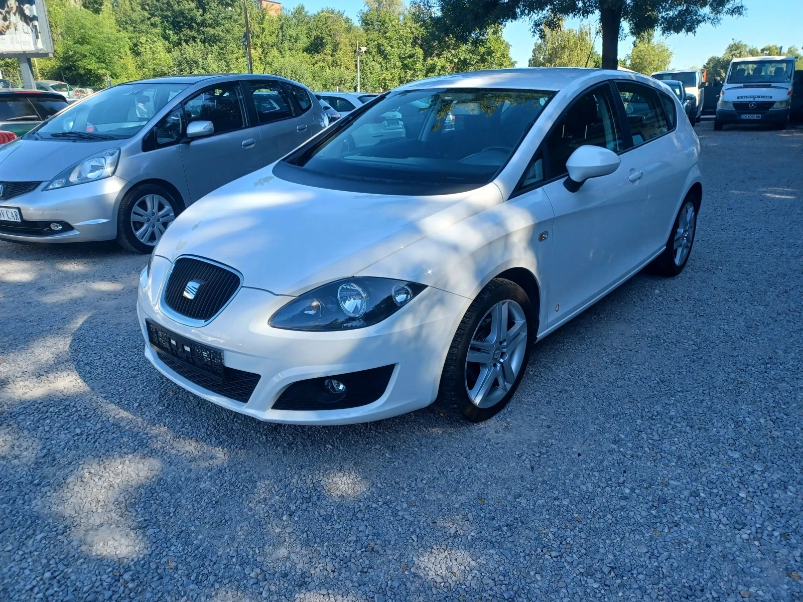 Seat Leon 1.6TDI - изображение 2