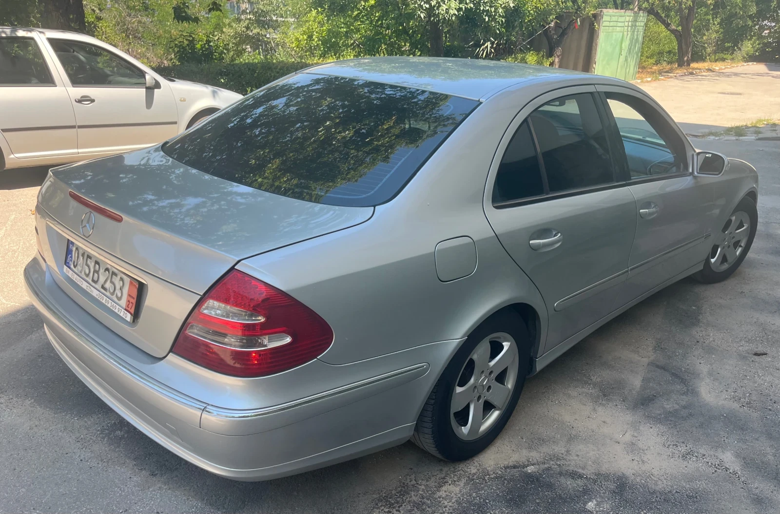 Mercedes-Benz E 220 Avantgarde  - изображение 6