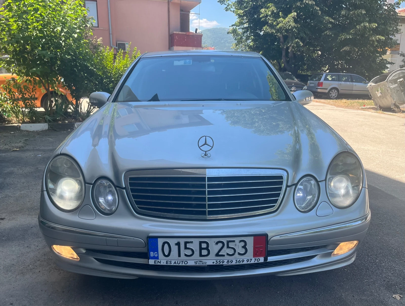 Mercedes-Benz E 220 Avantgarde  - изображение 2