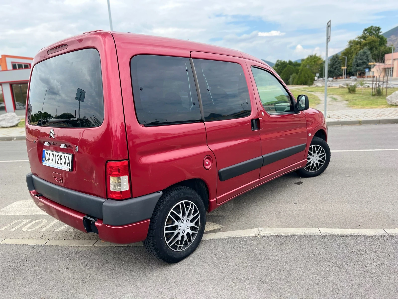 Citroen Berlingo 1.6 HDI 6+ 1 - изображение 7