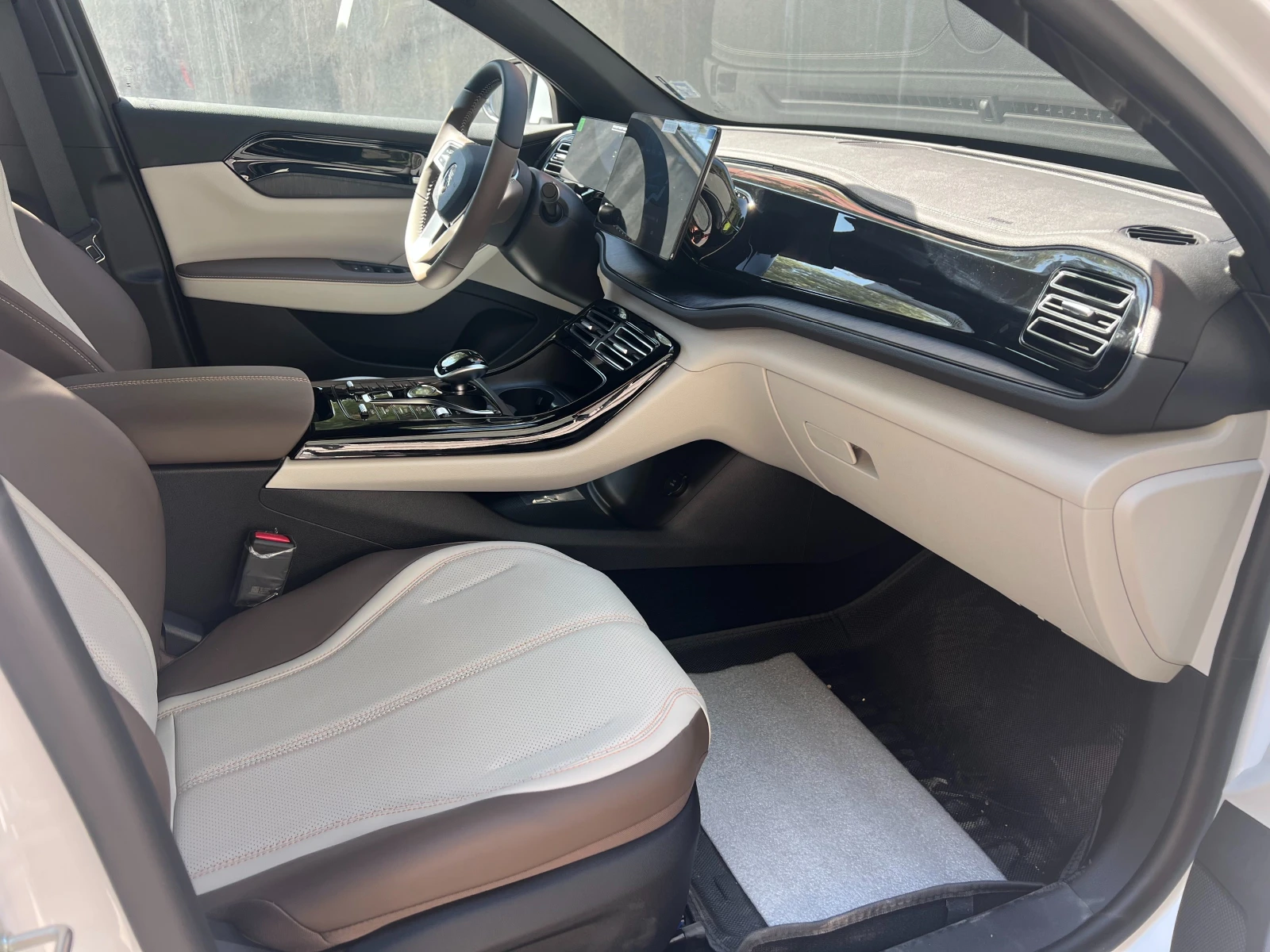 BYD Qin Plus 06 DM-i (Plug-in Hybrid) Пробег 1500 км. Blade Battery - изображение 10