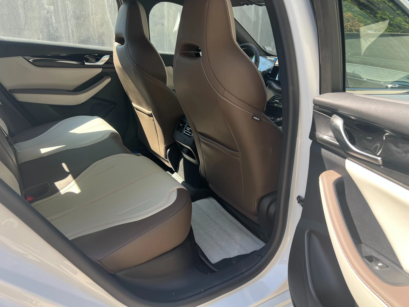 BYD Qin Plus 06 DM-i (Plug-in Hybrid)  1500 . Blade Battery | Mobile.bg   16