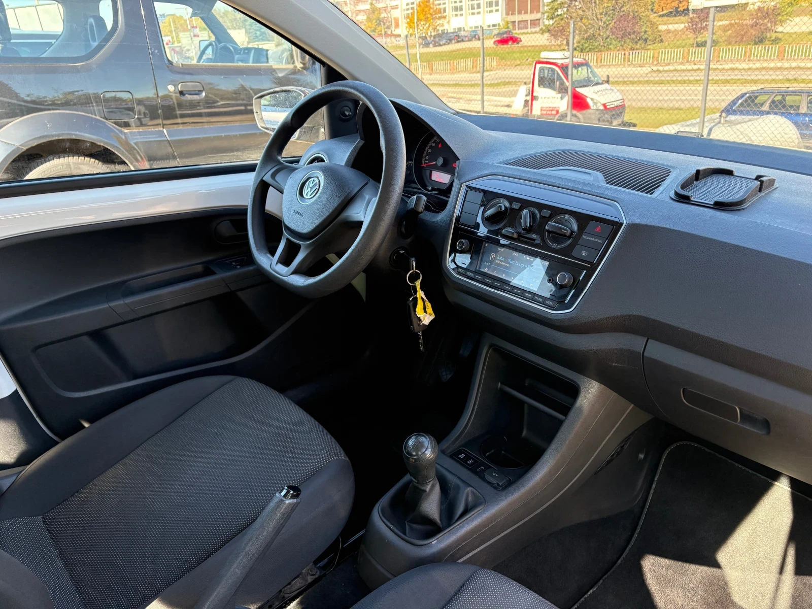 VW Up 1.0 MPI BMT 60hp | Mobile.bg — изображение 11