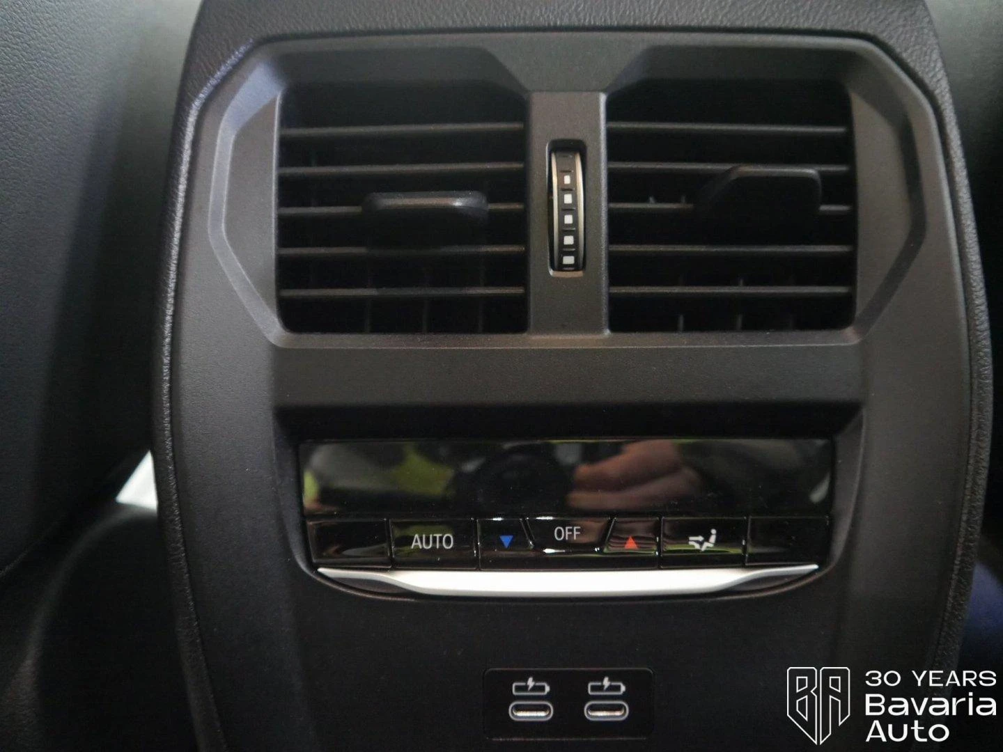 BMW i4 40 eDrive M Sport Paket  | Mobile.bg   15