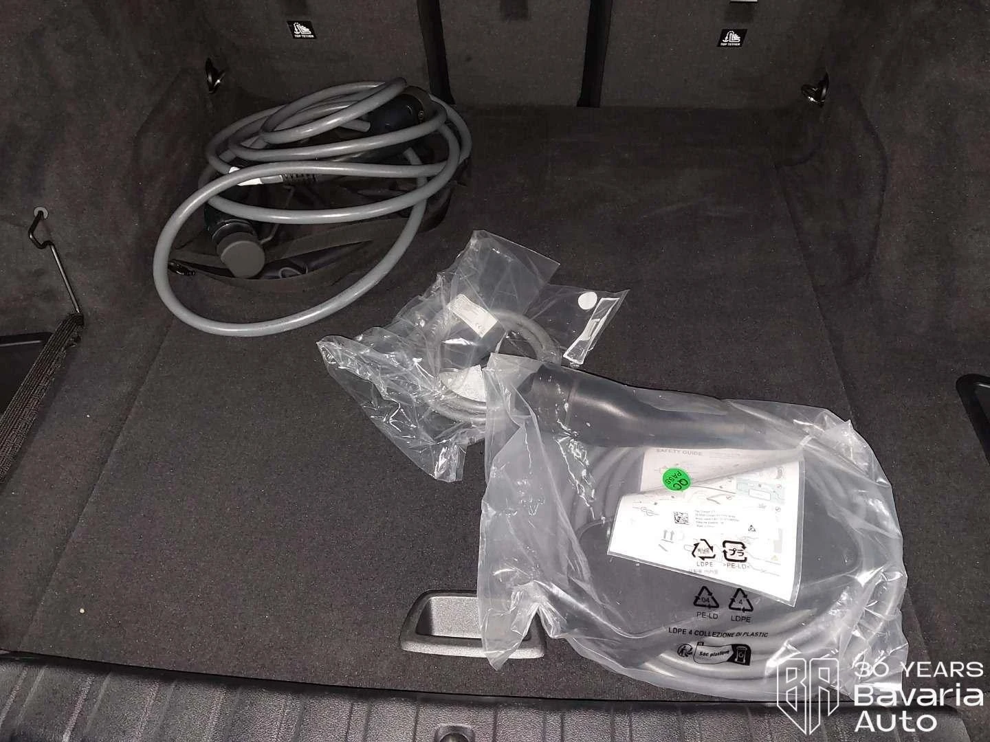 BMW i4 40 eDrive M Sport Paket  | Mobile.bg   14