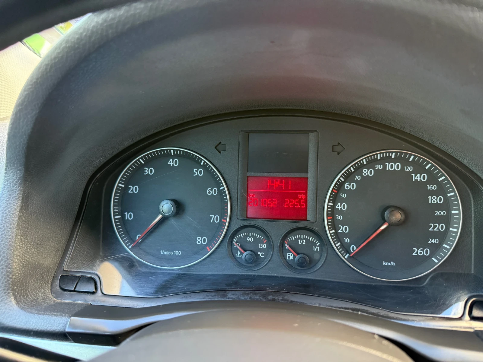 VW Golf 1.6  - изображение 10