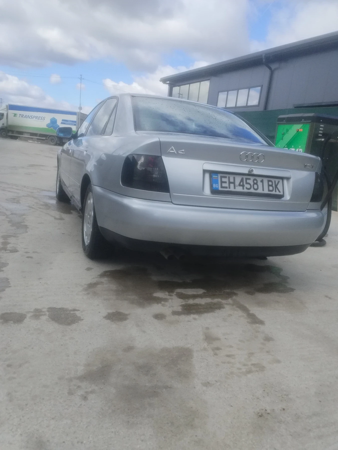 Audi A4 1.8 � | Mobile.bg � ����������� 2