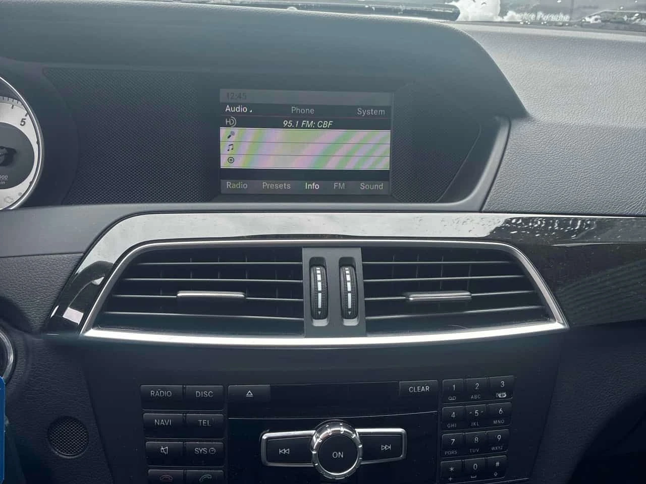 Mercedes-Benz C 300 * CARFAX * ЦЕНА ДО БГ - изображение 9