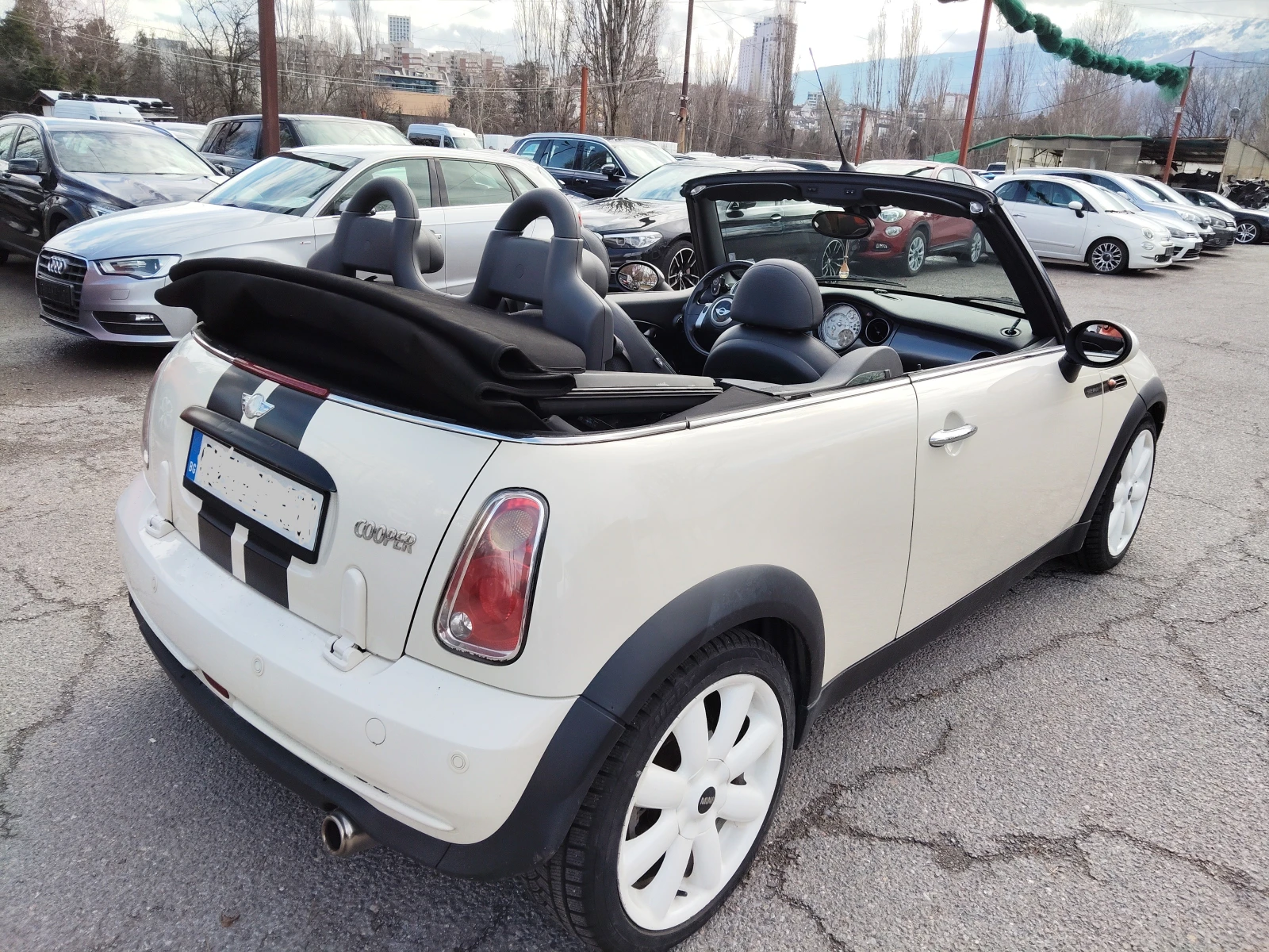 Mini Cooper cabrio 1, 6i 116ps SIDEWALK - изображение 7
