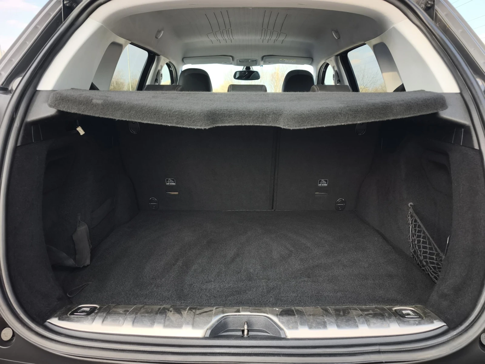 Peugeot 2008 1.6HDI 120kc ALURRE NEW !!!, снимка 11 - Автомобили и джипове - 53976186