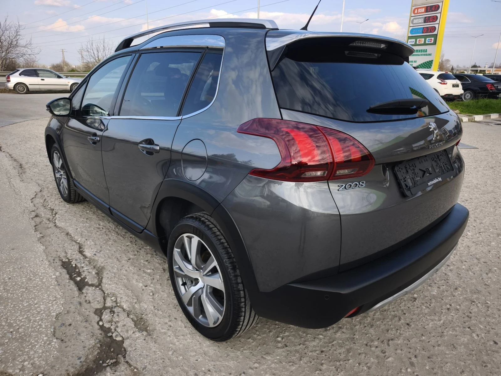 Peugeot 2008 1.6HDI 120kc ALURRE NEW !!!, снимка 5 - Автомобили и джипове - 53976186