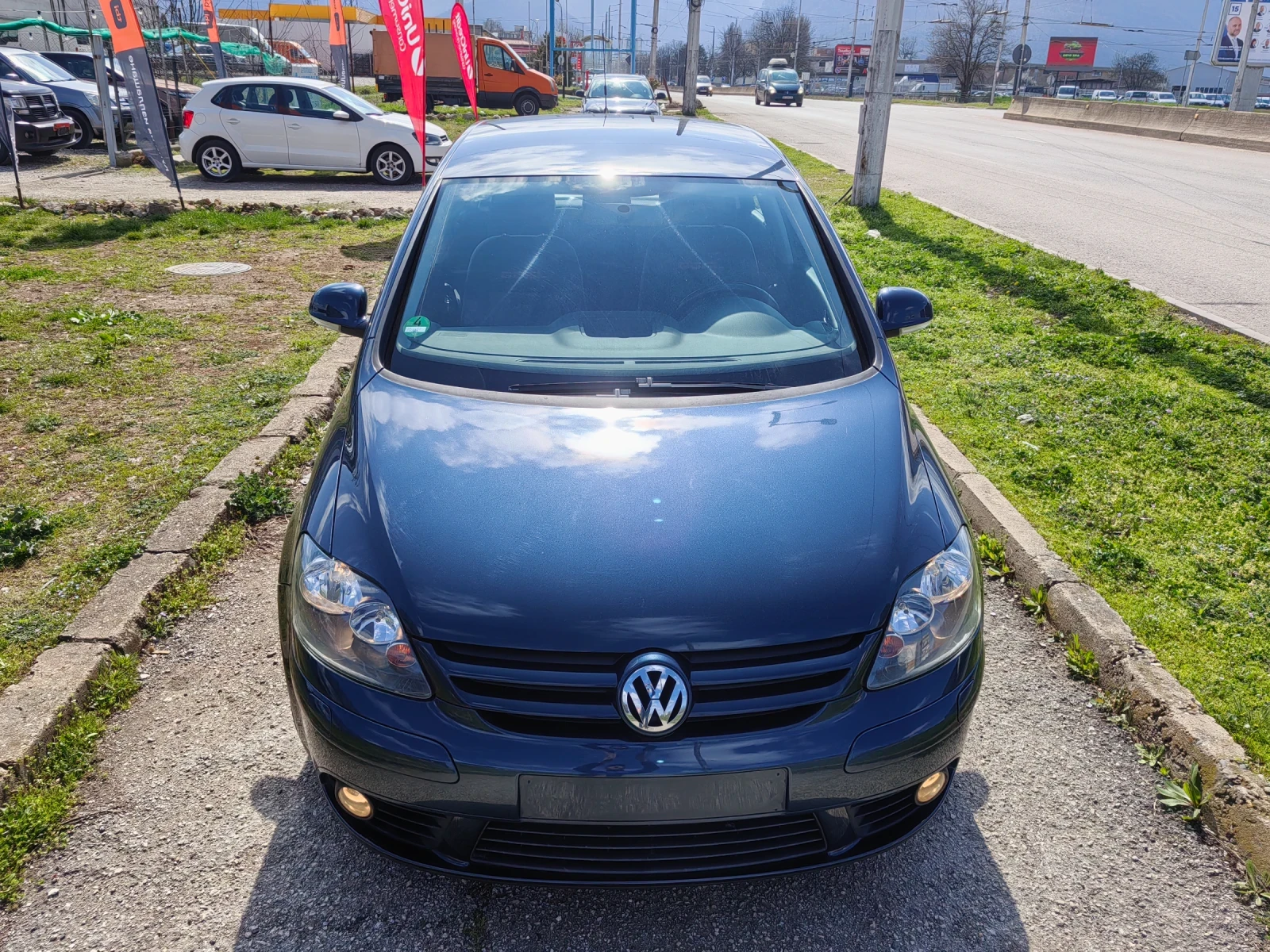 VW Golf Plus 1.9tdi 105ps Navi, снимка 2 - Автомобили и джипове - 54136662