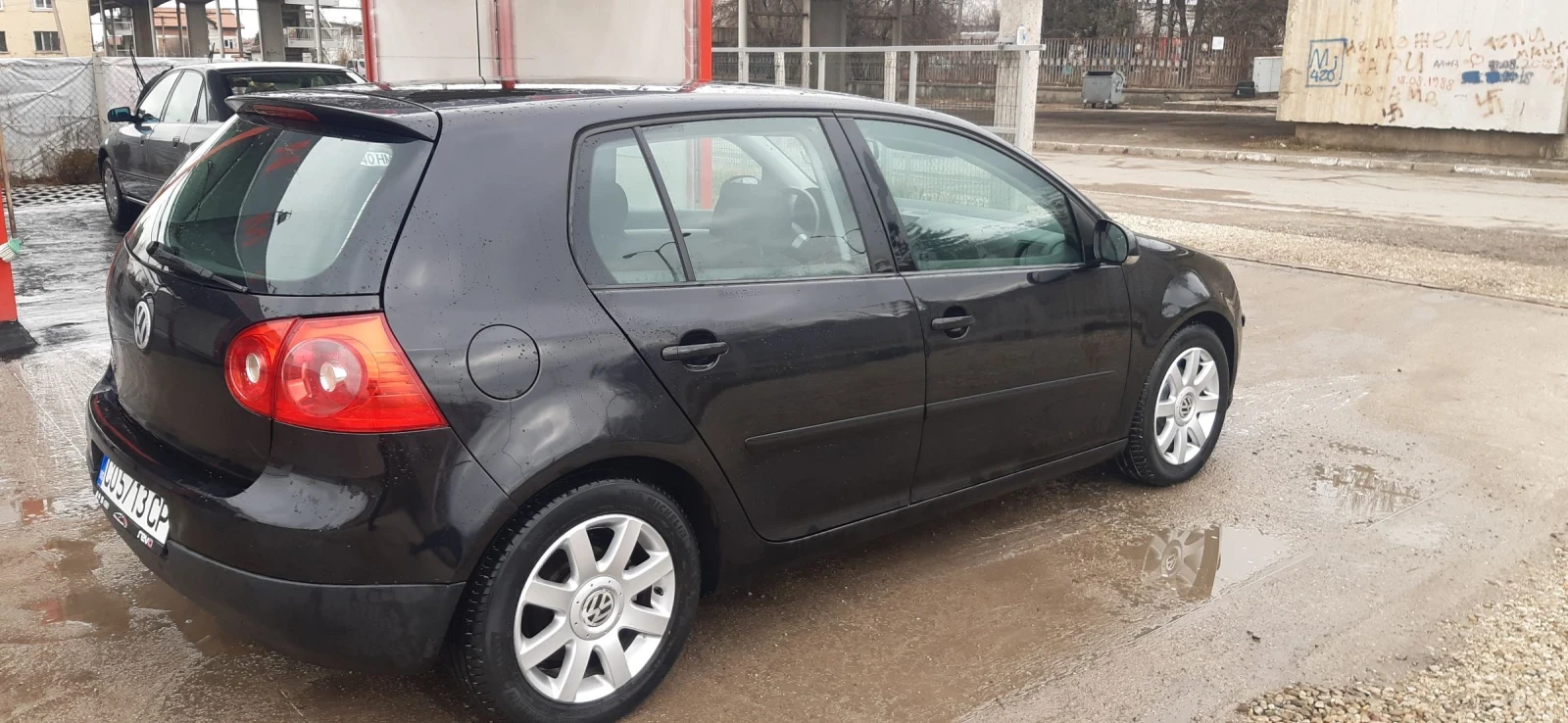 VW Golf 1.6, снимка 4 - Автомобили и джипове - 54114604