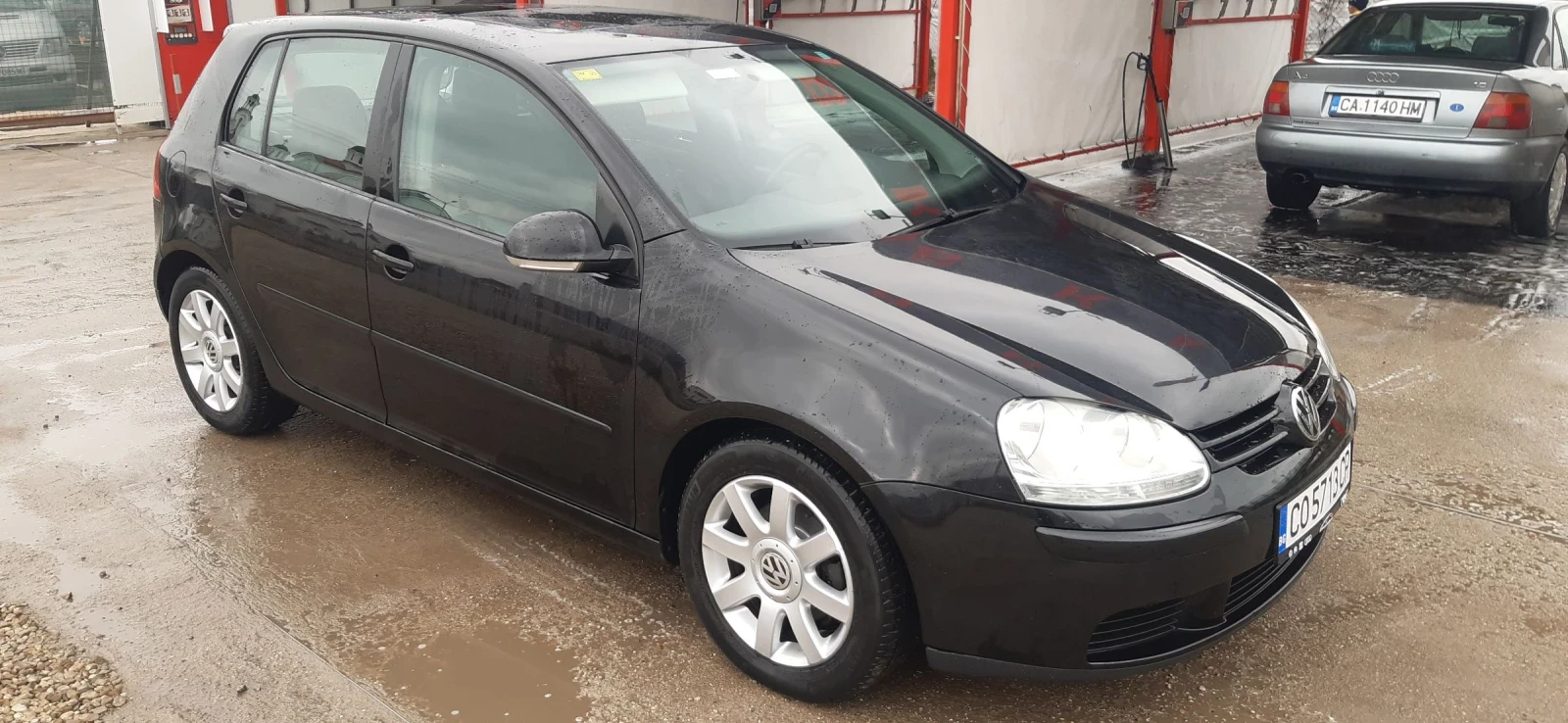 VW Golf 1.6, снимка 3 - Автомобили и джипове - 54114604