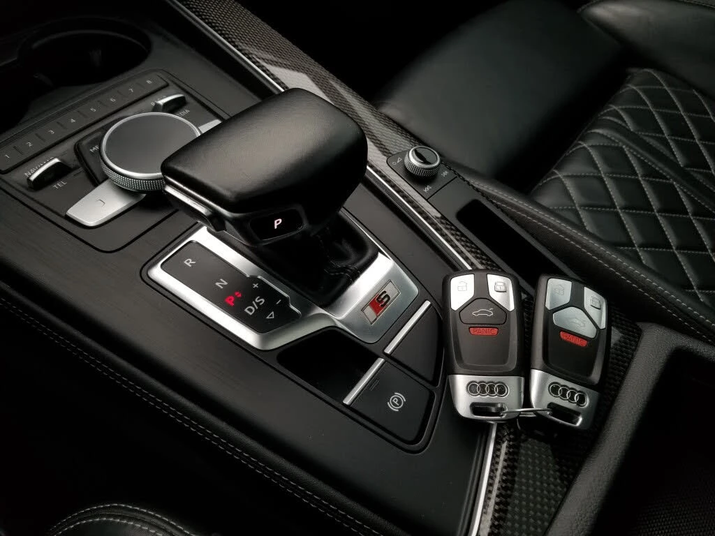 Audi S5 Sportback* quattro* АвтоКредит* (ЦЕНА ДО БГ), снимка 13 - Автомобили и джипове - 54205127