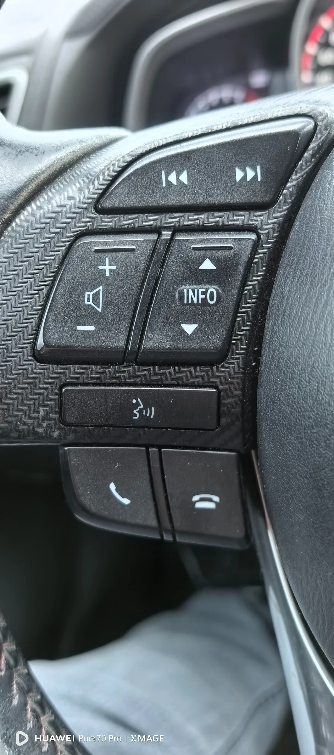 Mazda 3, снимка 11 - Автомобили и джипове - 54610969