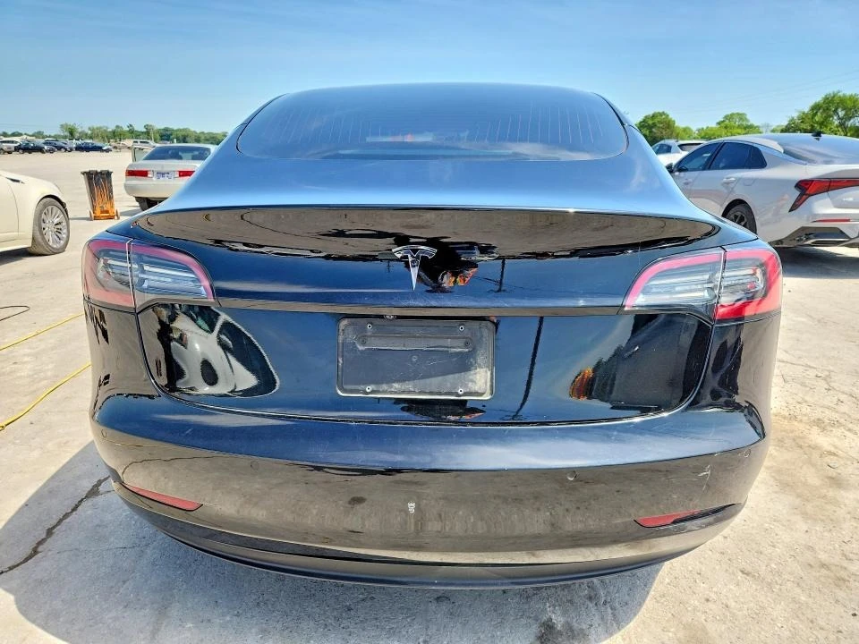 Tesla Model 3, снимка 6 - Автомобили и джипове - 54761331