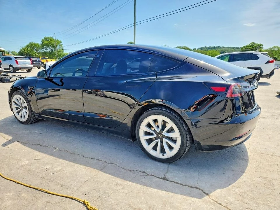 Tesla Model 3, снимка 2 - Автомобили и джипове - 54761331