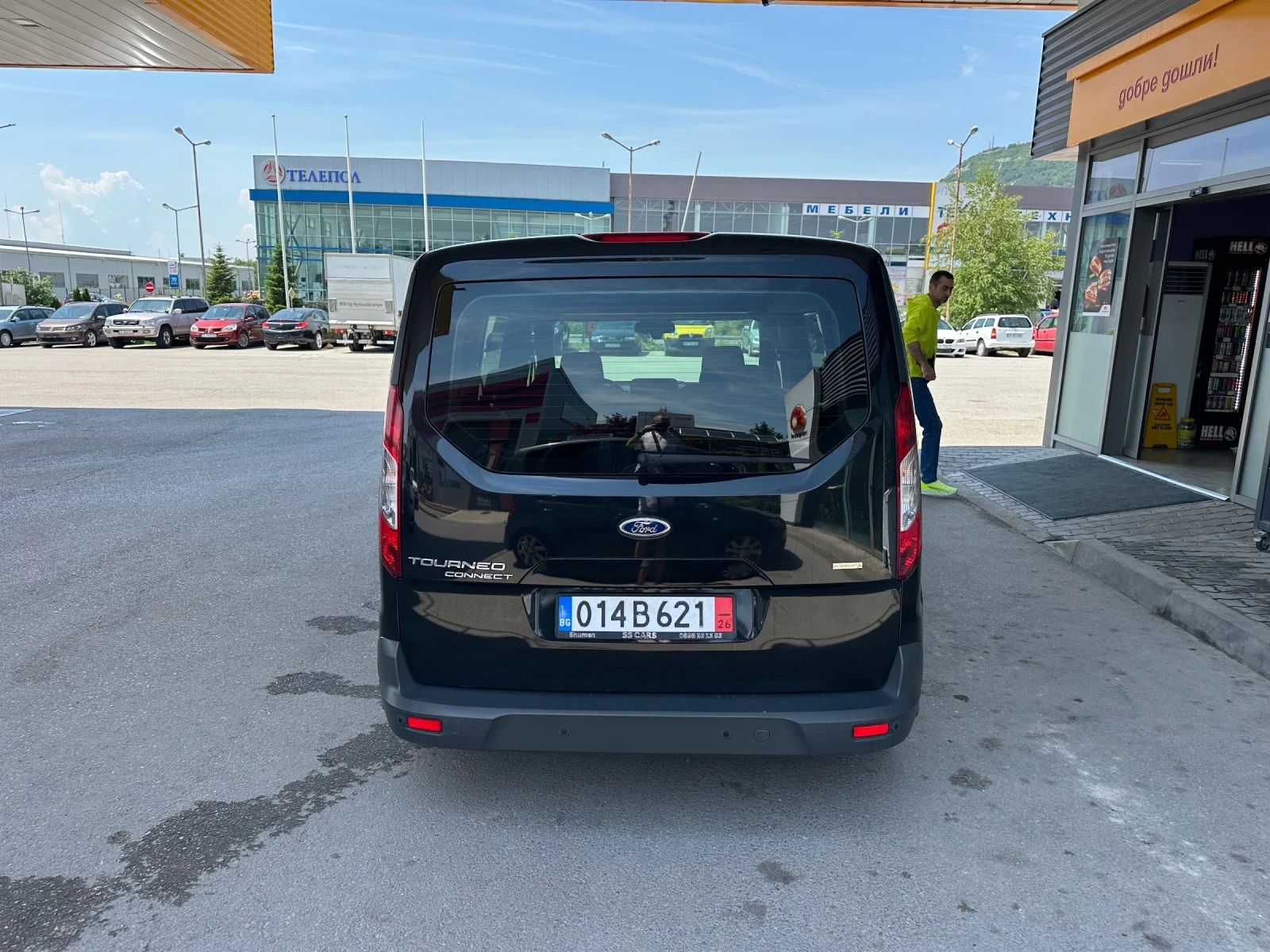 Ford Tourneo Connect 1.6 EcoBoost Автоматик 7 местен, снимка 4 - Автомобили и джипове - 54801102
