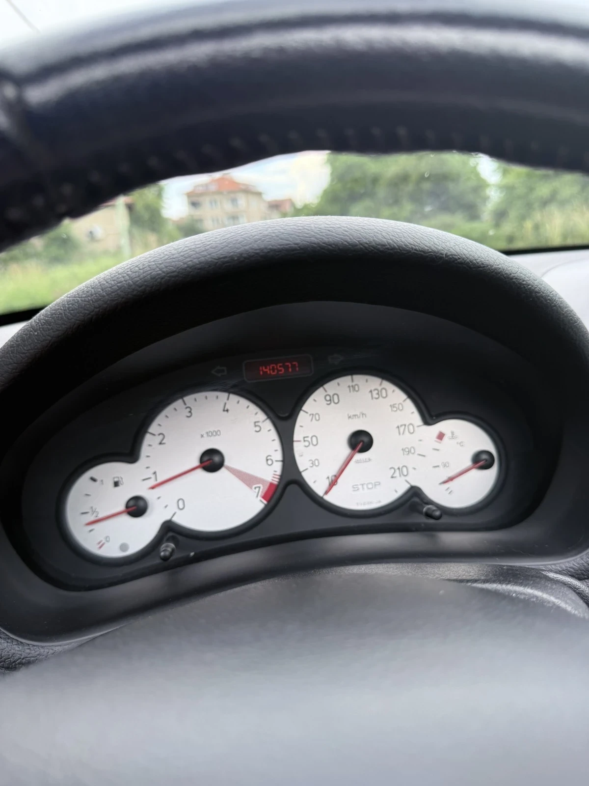 Peugeot 206 CC, снимка 8 - Автомобили и джипове - 54967920