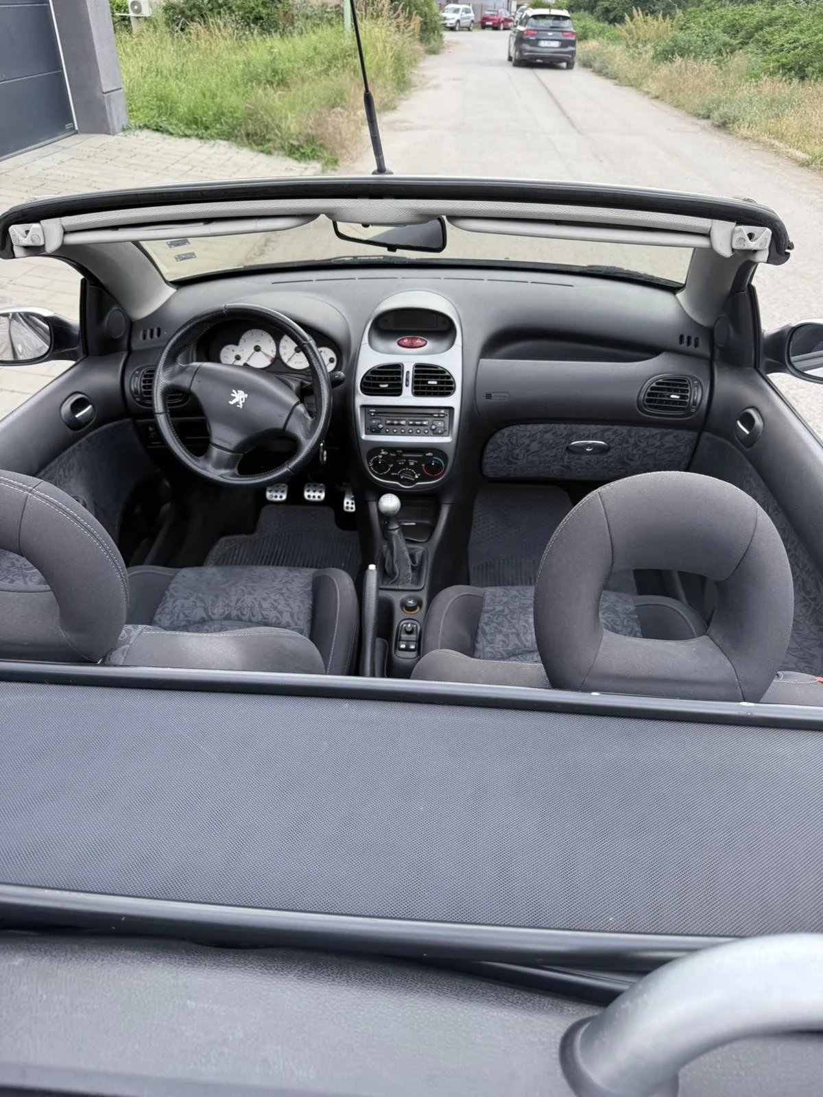 Peugeot 206 CC, снимка 3 - Автомобили и джипове - 54967920