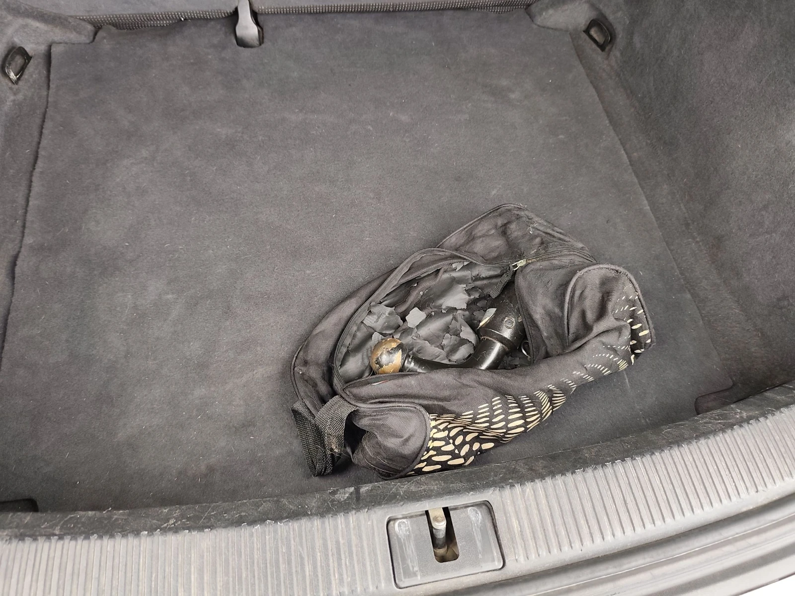 Audi A3 2.0TDI 140k.c. ОТЛИЧНО Техническо Състояние , снимка 11 - Автомобили и джипове - 55285599