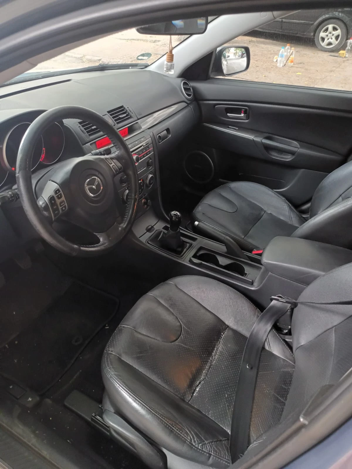 Mazda 3, снимка 7 - Автомобили и джипове - 55809785