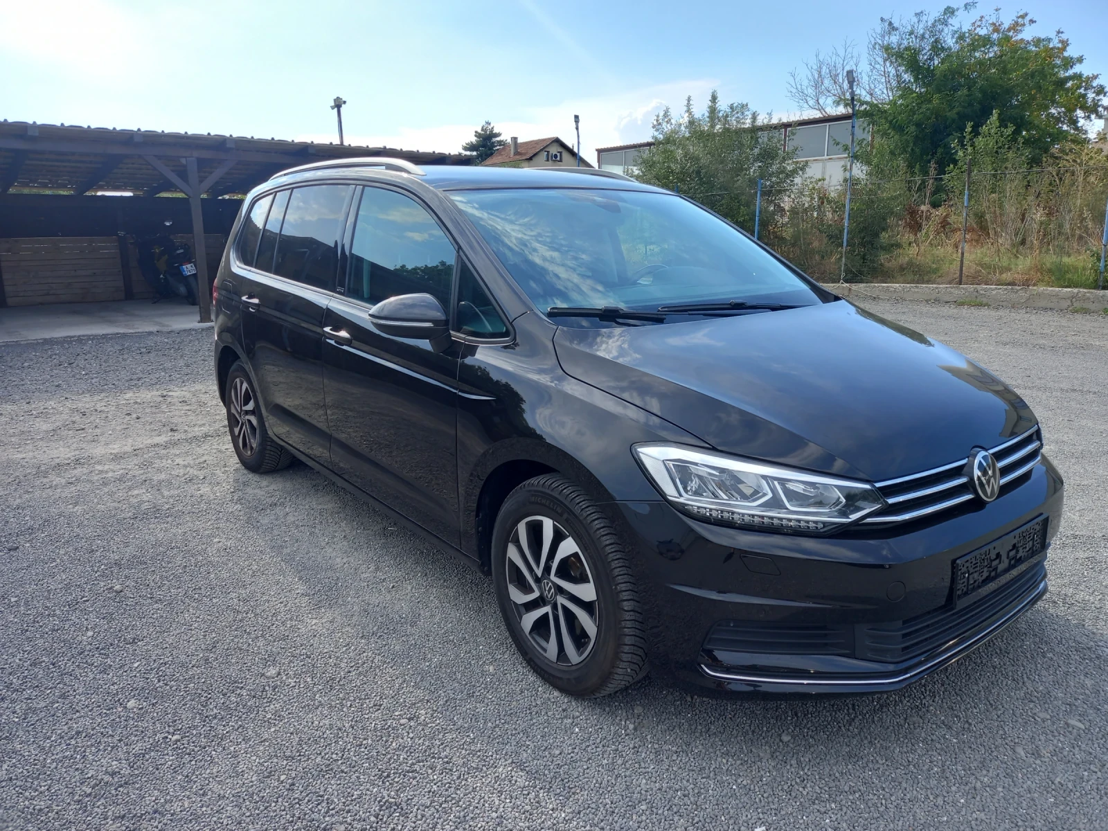 VW Touran ACTIV 6+ 1места 2.0 TDI, снимка 2 - Автомобили и джипове - 55976208