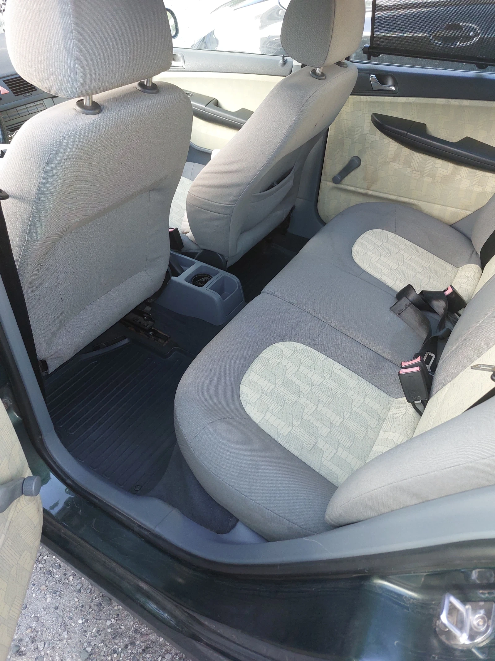 Skoda Fabia, снимка 9 - Автомобили и джипове - 56299816