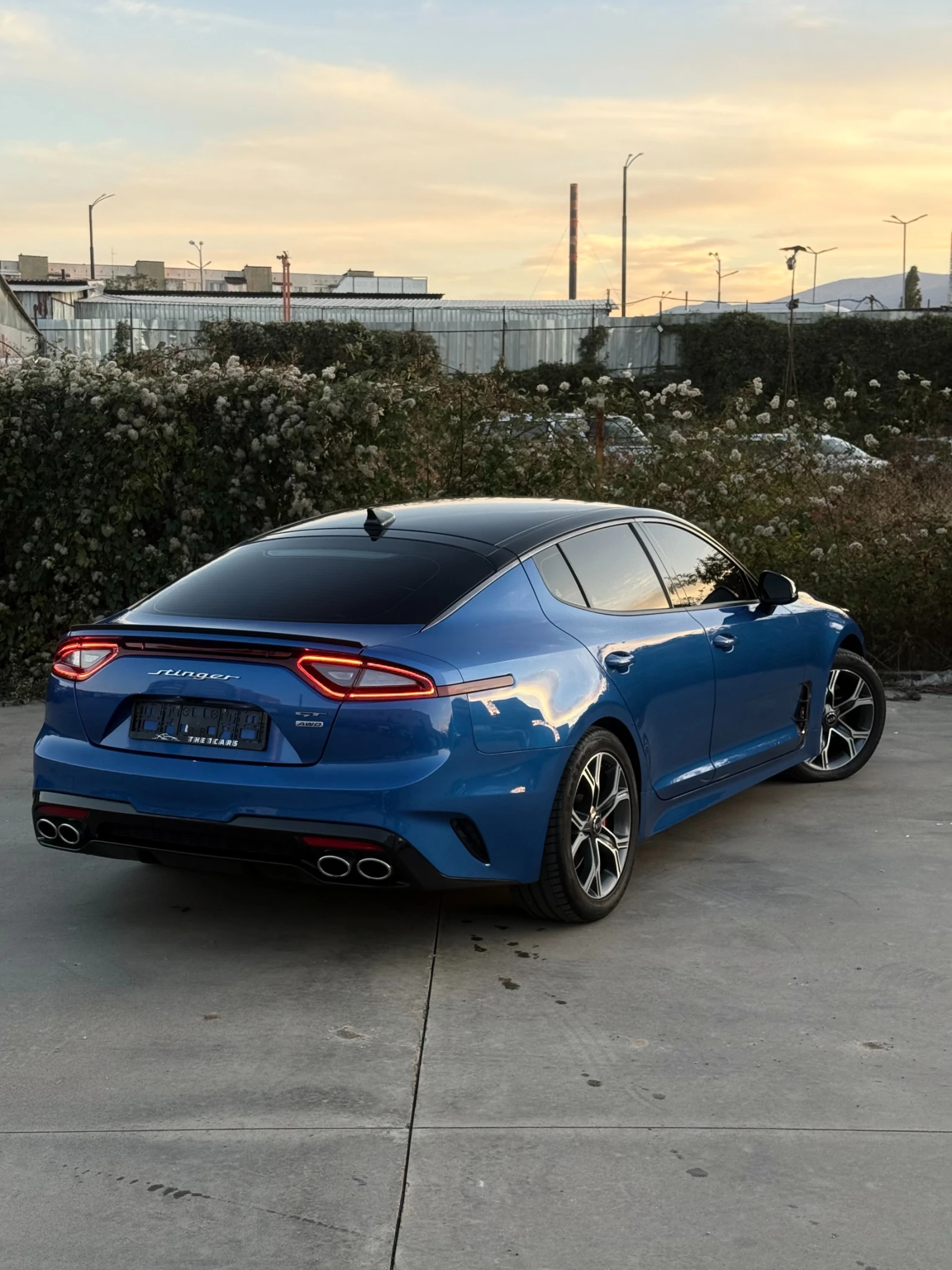 Kia Stinger 3.3 , снимка 6 - Автомобили и джипове - 56349073