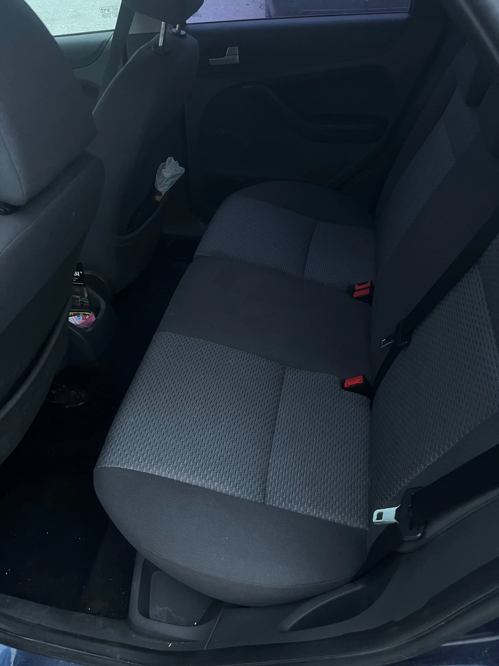 Ford Focus 1.6, снимка 7 - Автомобили и джипове - 56710752
