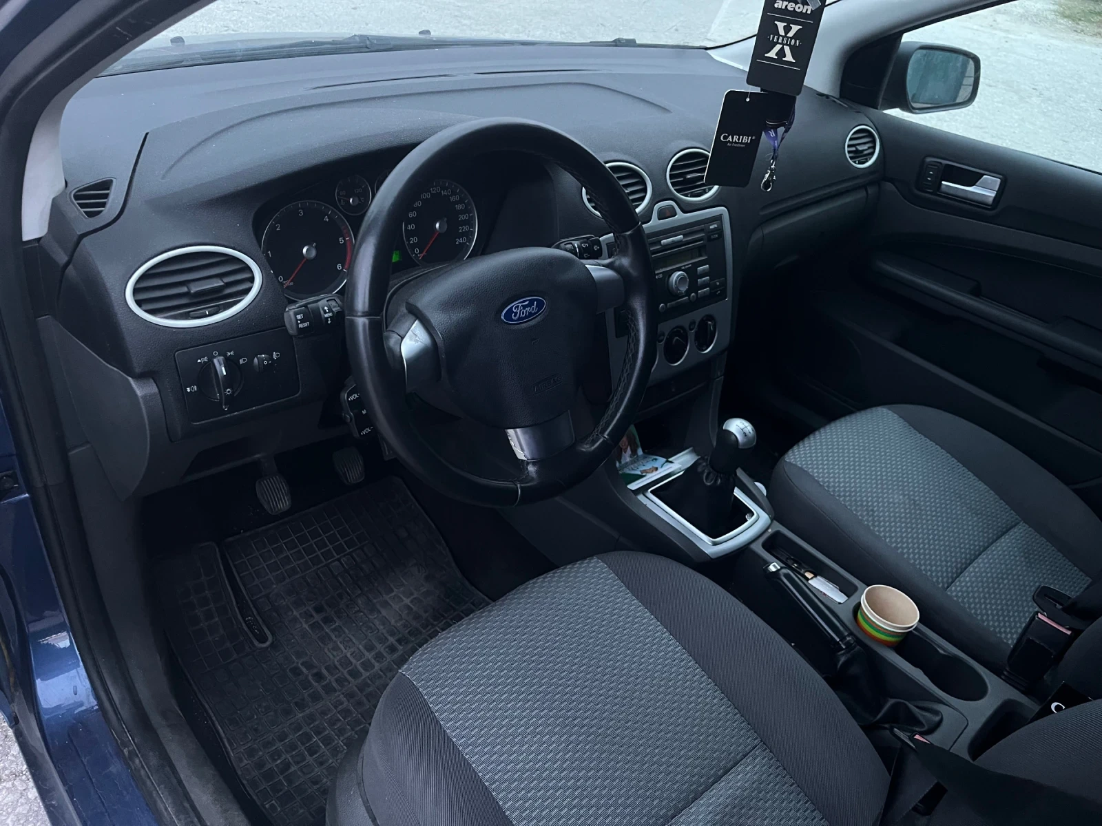 Ford Focus 1.6, снимка 6 - Автомобили и джипове - 56710752
