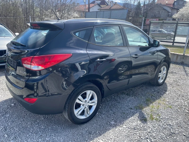 Hyundai IX35 2.0I-GAZ , снимка 5 - Автомобили и джипове - 40131873