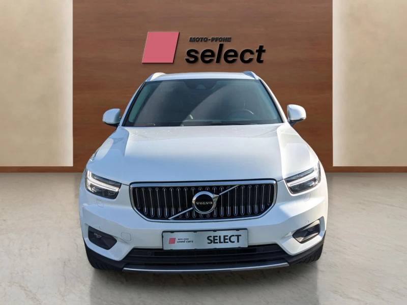 Volvo XC40 1.5, снимка 6 - Автомобили и джипове - 49442442