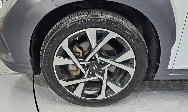 Hyundai Kona Gasoline 1.6 Turbo 2WD Inspiration, снимка 5 - Автомобили и джипове - 52112890