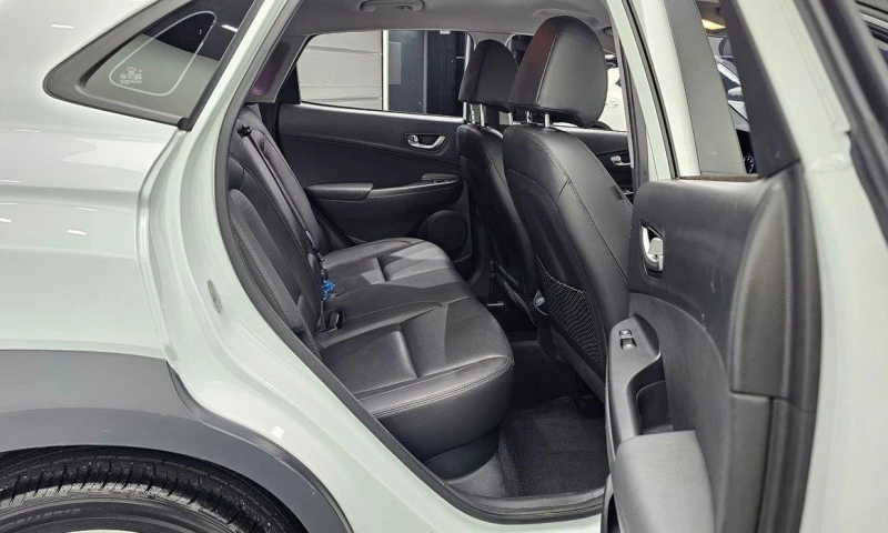 Hyundai Kona Gasoline 1.6 Turbo 2WD Inspiration, снимка 12 - Автомобили и джипове - 52112890