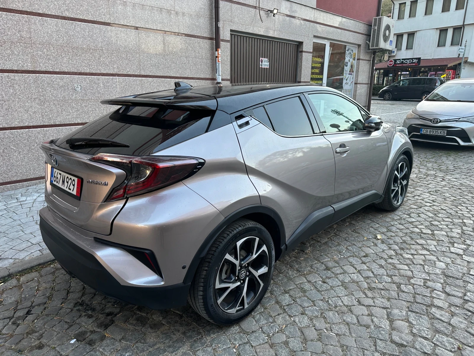 Toyota C-HR 1.8 hybrid - изображение 3