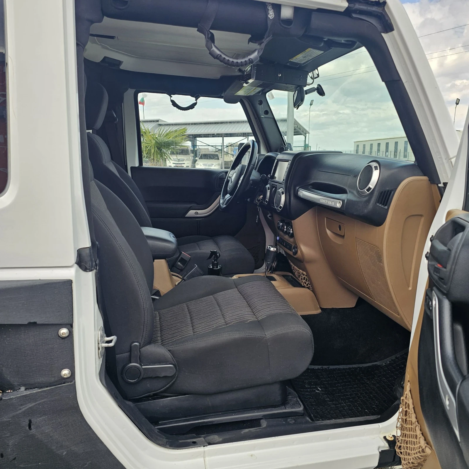 Jeep Wrangler RUBICON SUPERCHARGAR - изображение 9