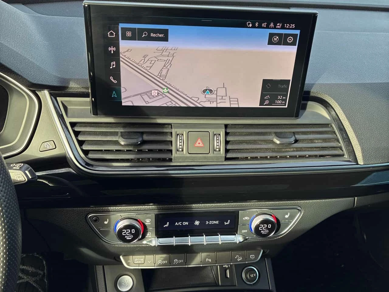 Audi Q5 Progressiv/PANO/ДИСТРОНИК/ПРЕДСТАВИТЕЛСТВО НА AUDI - изображение 9