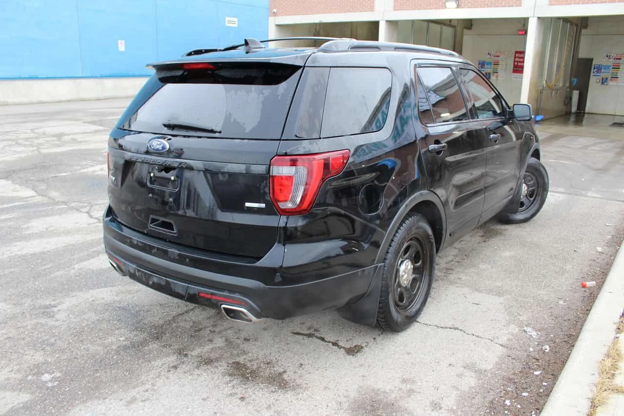 Ford Explorer * Sport * 2 КЛЮЧА* ПОДГРЕВ* PANO* KEYLESS* , снимка 14 - Автомобили и джипове - 53761297