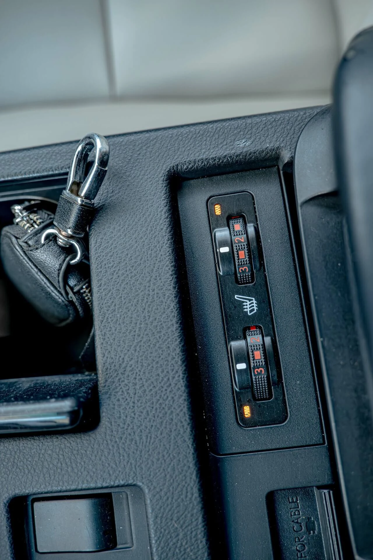 Lexus RX 450h Hybrid/Камера/Подгрев/Xenon/4x4, снимка 13 - Автомобили и джипове - 54141412