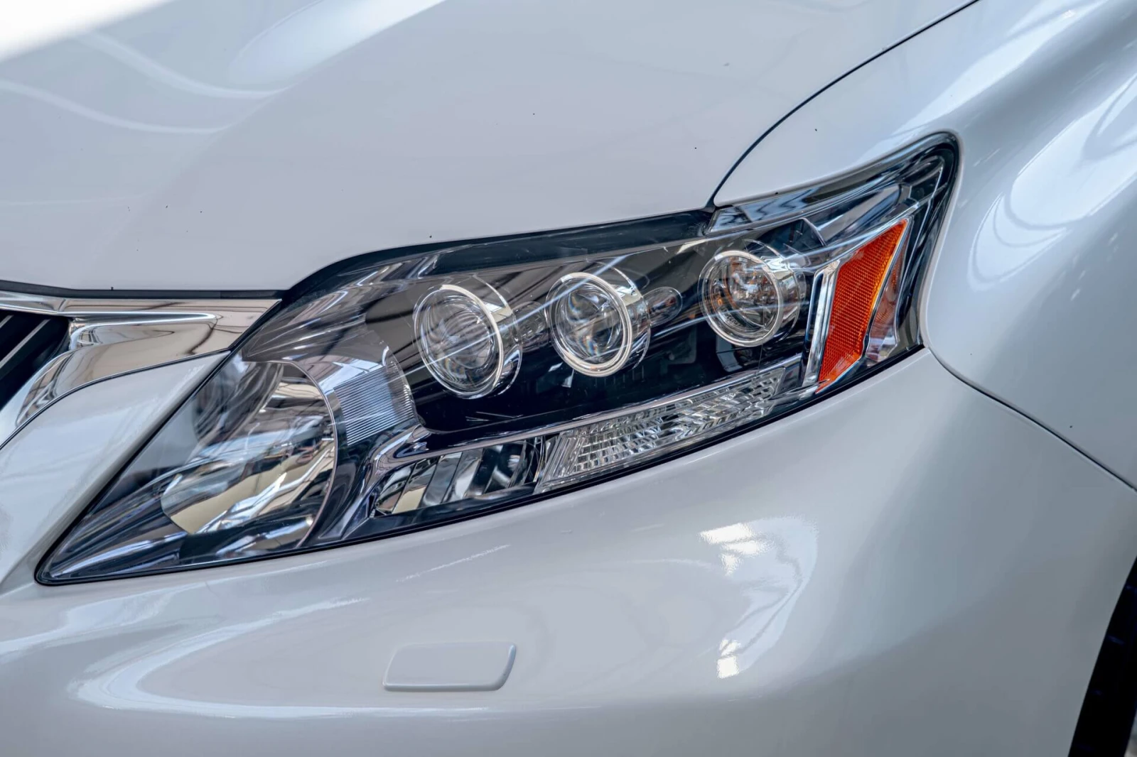 Lexus RX 450h Hybrid/Камера/Подгрев/Xenon/4x4, снимка 4 - Автомобили и джипове - 54141412