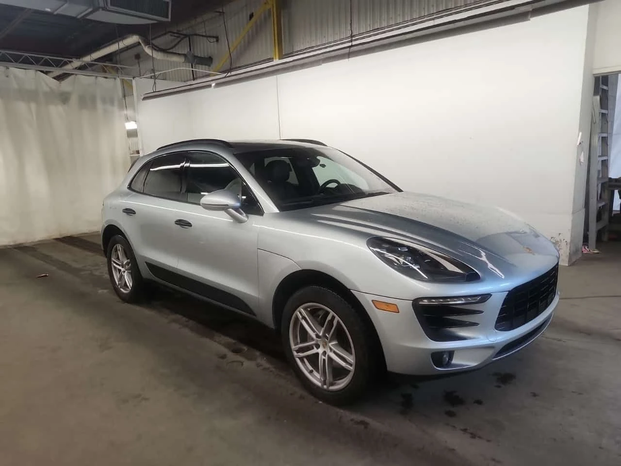 Porsche Macan * S * ОБДУХВАНЕ* ПАНОРАМА* BOSE* , снимка 2 - Автомобили и джипове - 54440280
