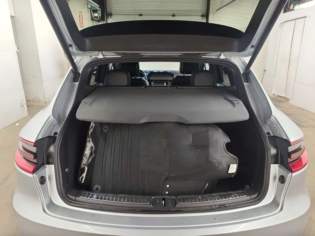 Porsche Macan * S * ОБДУХВАНЕ* ПАНОРАМА* BOSE* , снимка 14 - Автомобили и джипове - 54440280