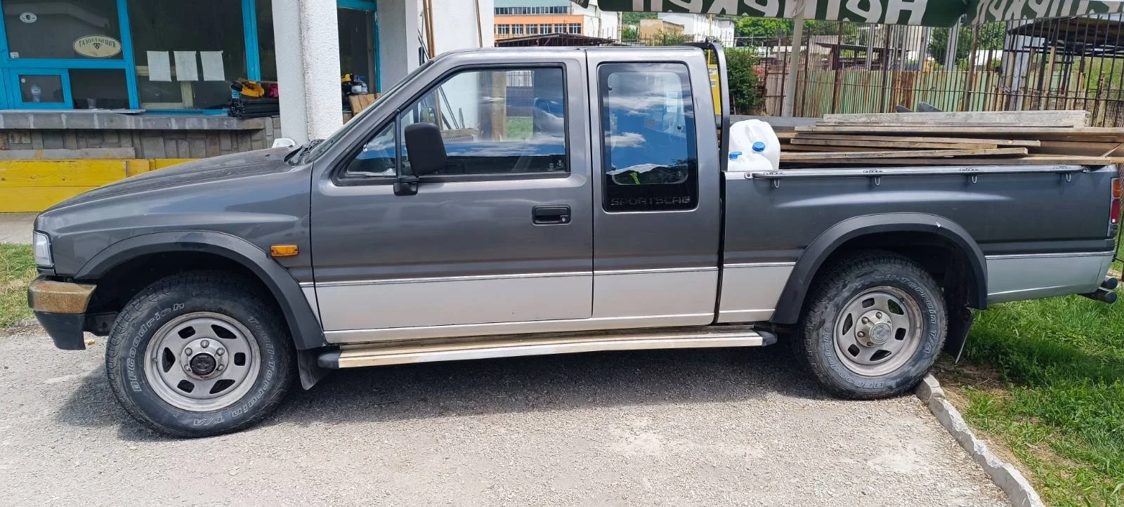 Isuzu Tfs Италия/Обслужен всички масла., снимка 3 - Автомобили и джипове - 54964957