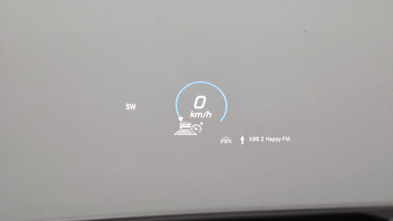 Mercedes-Benz GLE GLE300d 4MATIC | HUD | Distronic | Memory, снимка 12 - Автомобили и джипове - 55340849